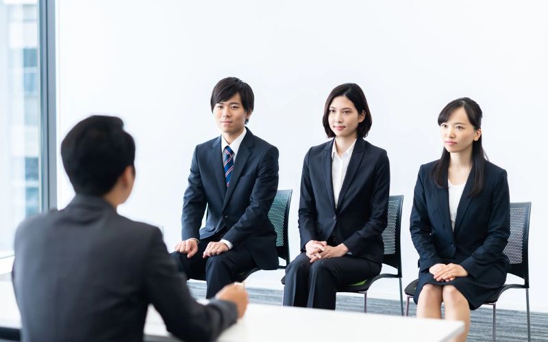 Trang phục và ngoại hình phù hợp cho phỏng vấn
